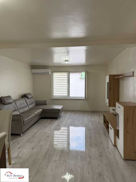 Дава се под наем Тристаен апартамент в София, Враждебна - 100 кв.м за 1000 € - Снимка #1