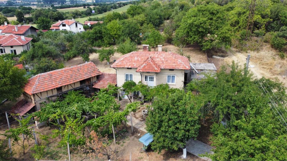 Продавам къща, с. Усойка