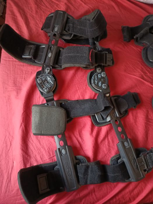 Orteze genunchi profesionale