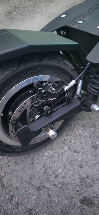 Электросамокат Genesis