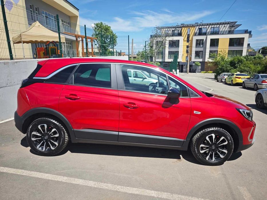 Opel Crossland X Elegance 1.2 Direct Injection Turbo 110 к.с. | 2023 г. | Първи собственик | 32 000 км | 13 900 €