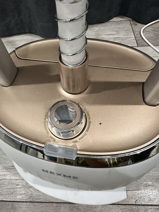 Отпариватель NEXME