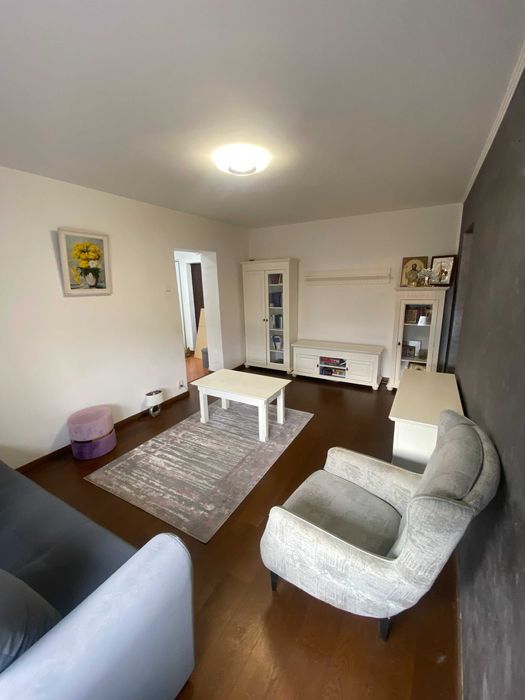 Vanzare apartament 2 camere