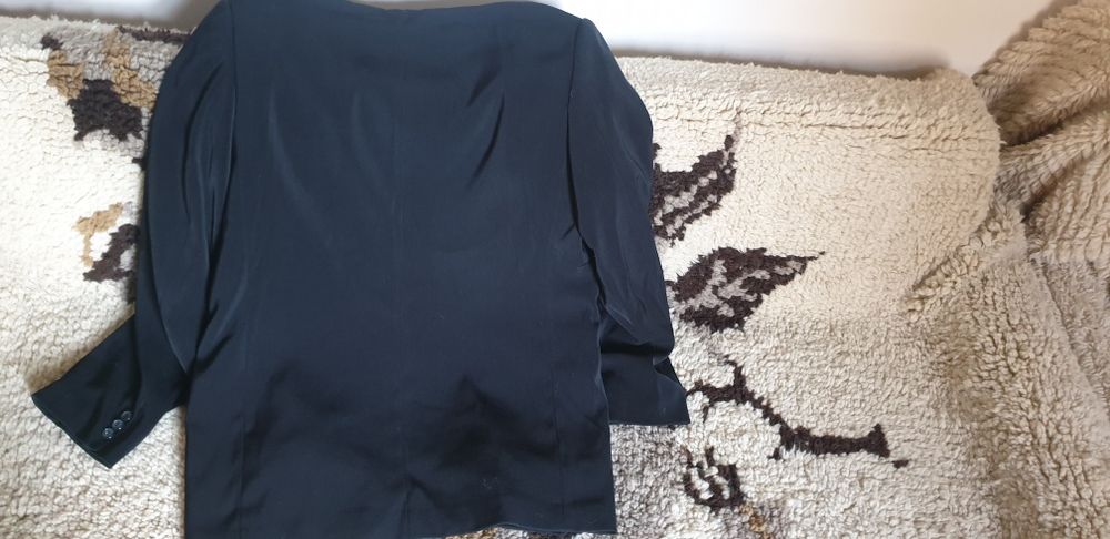 Продавам мъжко сако, тип яке