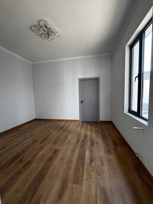 Срочно! 1комн. коттедж. Махалля М Ашрафи. 35м2. Ремонт. Общий двор