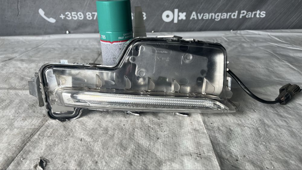 Десен халоген Volvo V60