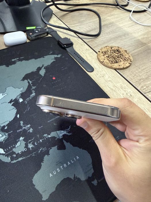 Iphone 16 pro.