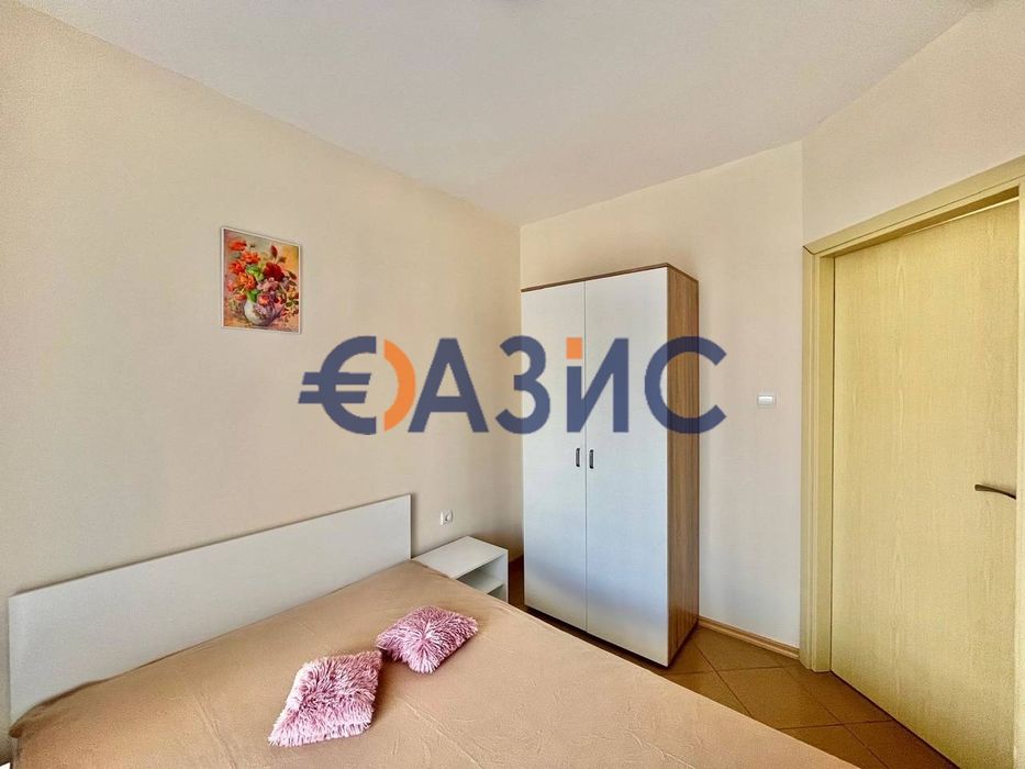 Продава се Двустаен апартамент в к.к. Слънчев бряг - 52 кв.м за 1097 €/кв.м - Снимка #4