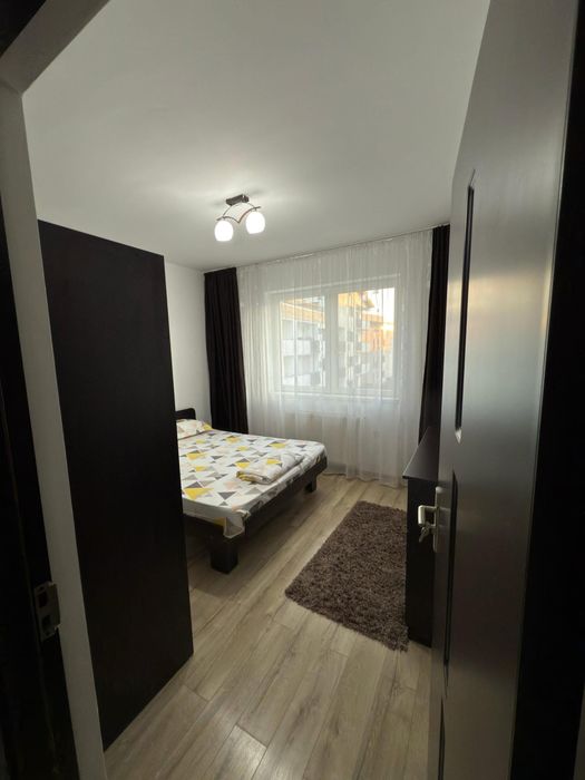 Inchiriere ap 2 camere + loc parcare