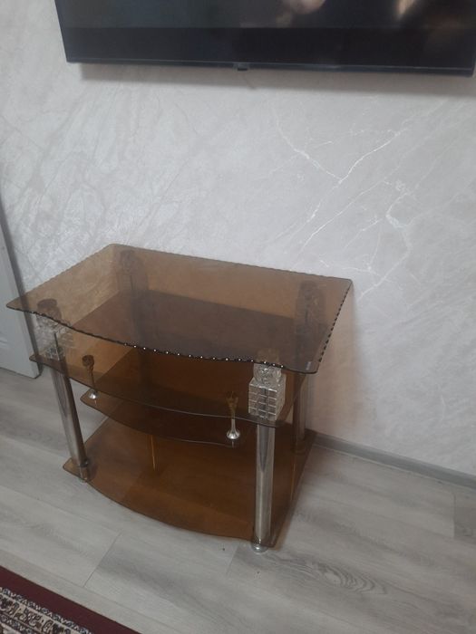 Продаётся подставка для телевизоров в хорошем состоянии