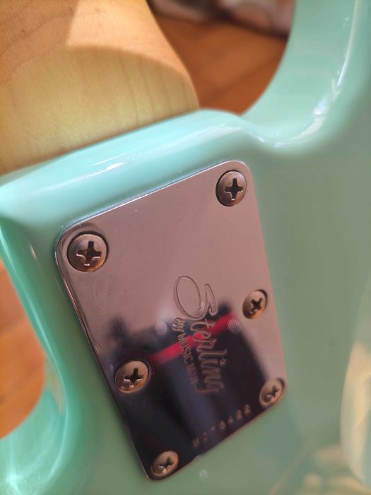 Sterling stingray ray 4 бас китара, sub, mint green