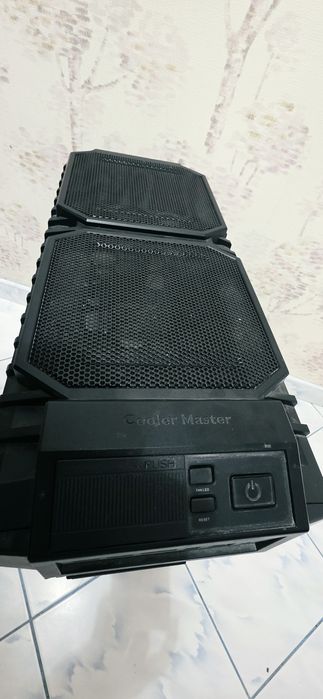 Carcasa Cooler Master HAF X + Sursa Techsolo - 730W