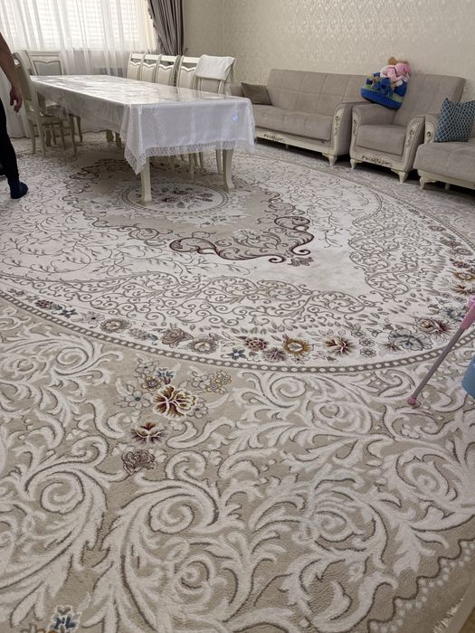 Продам шелковый ковер