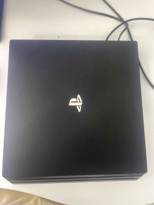 Playstation 4 Pro 1TB