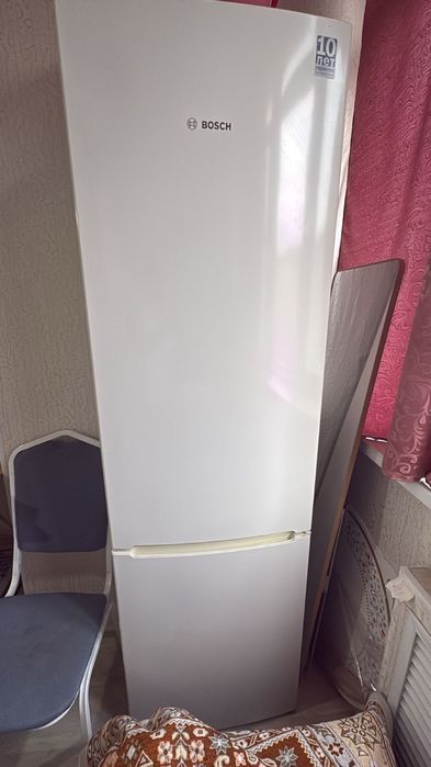 Холодильник BOSCH