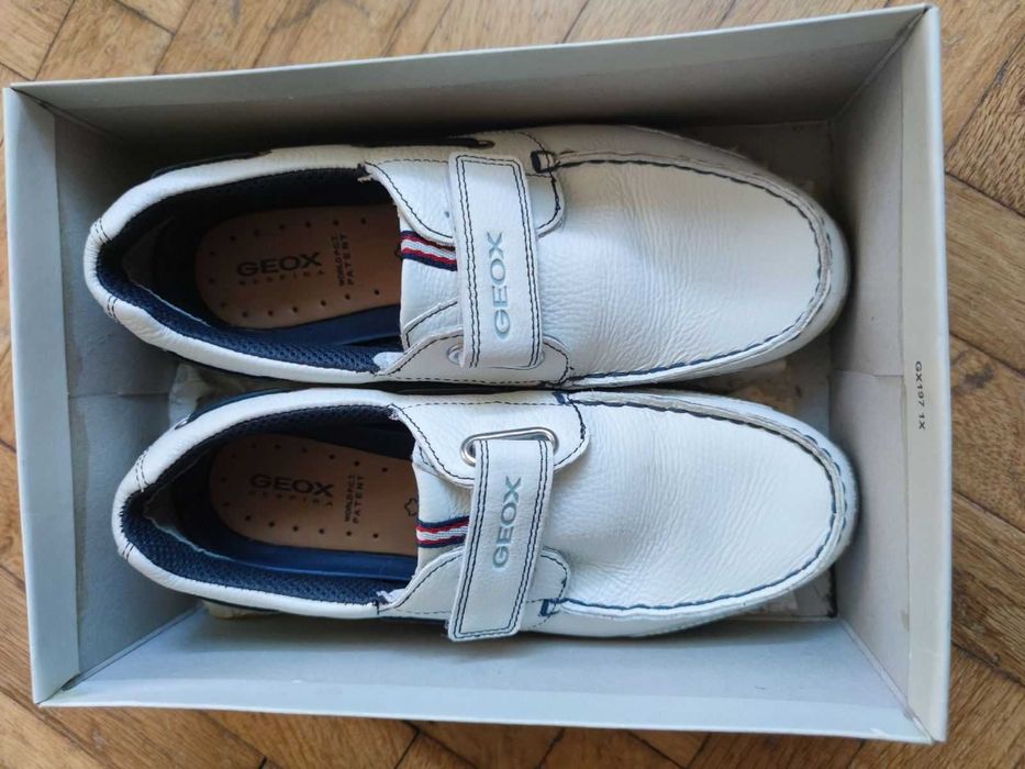 Анатомични обувки geox respira (бели)