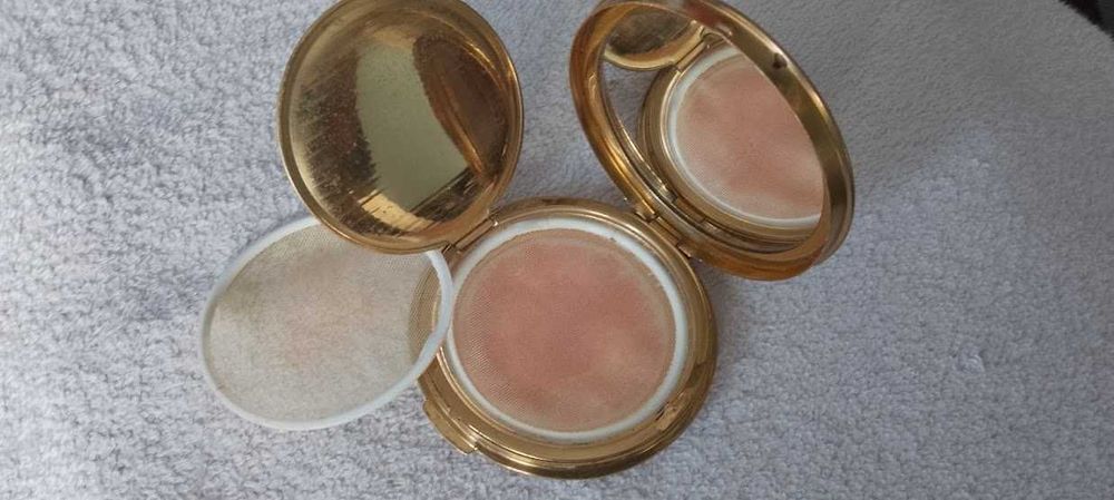 Set vechi Pudrieră și Oglindă poșetă - grena cu auriu