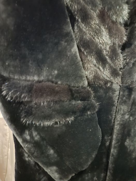 Продам шубу, цигейка мутон