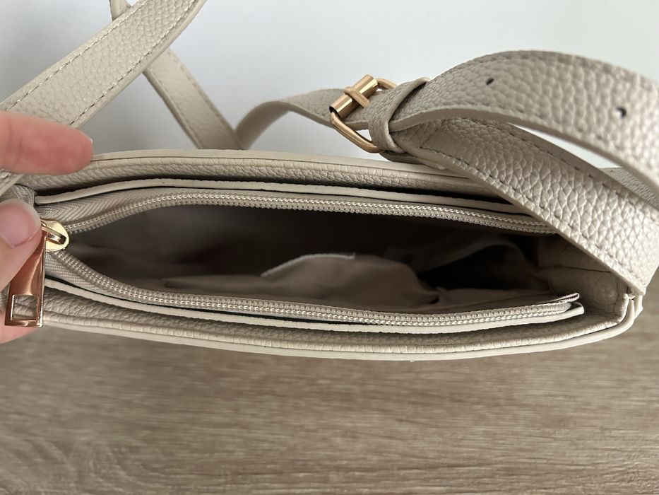 Лот малки дамски чанти