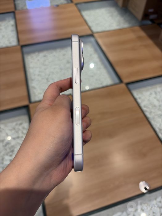 iPhone 17 Pro /silver ,256 GB /95%