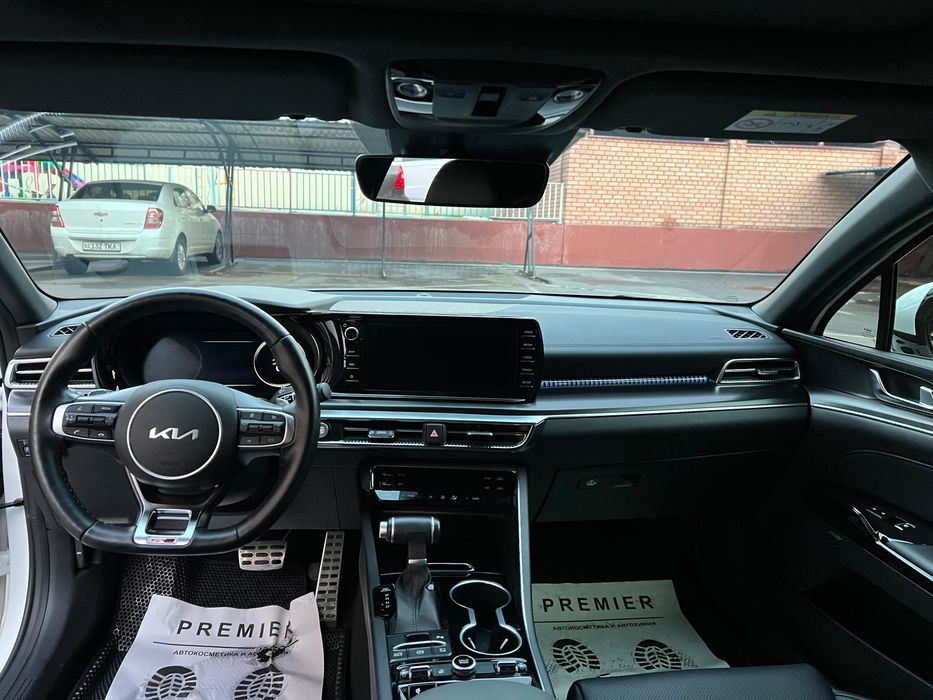 KIA K5 GT Line Plus +