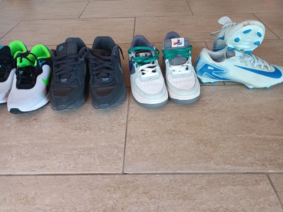 Adidasi Nike de vânzare în stare bună