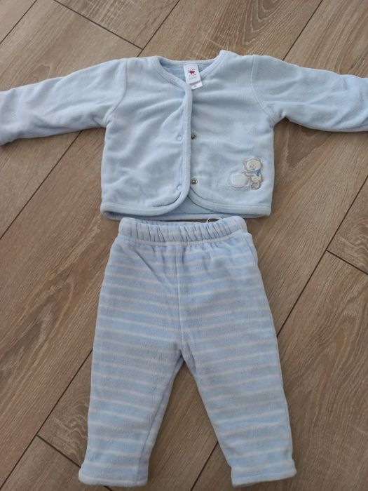 Costumaș, hainuta băiețel ,mărimea 56