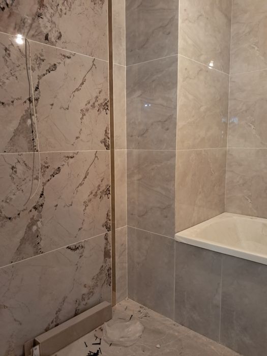 Кафельщик плиточник