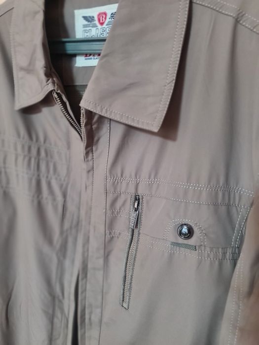 Мужская куртка ветровка