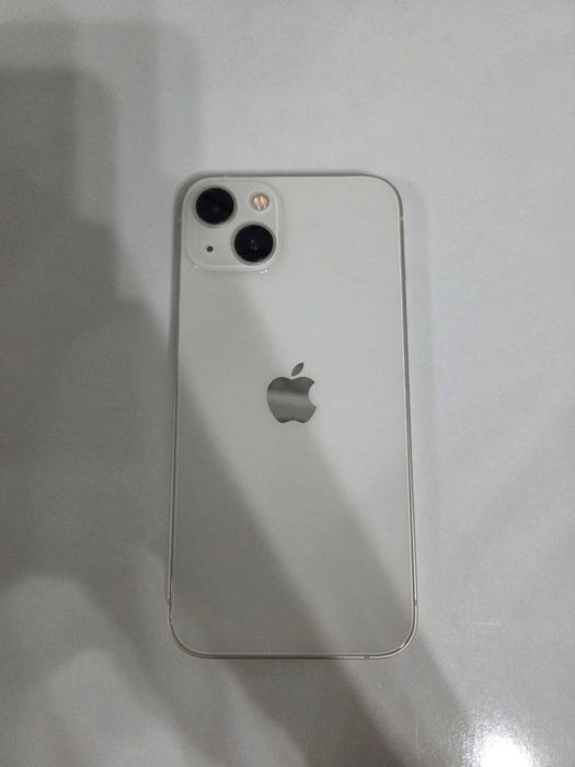 Продам Айфон 13 на 128 гб