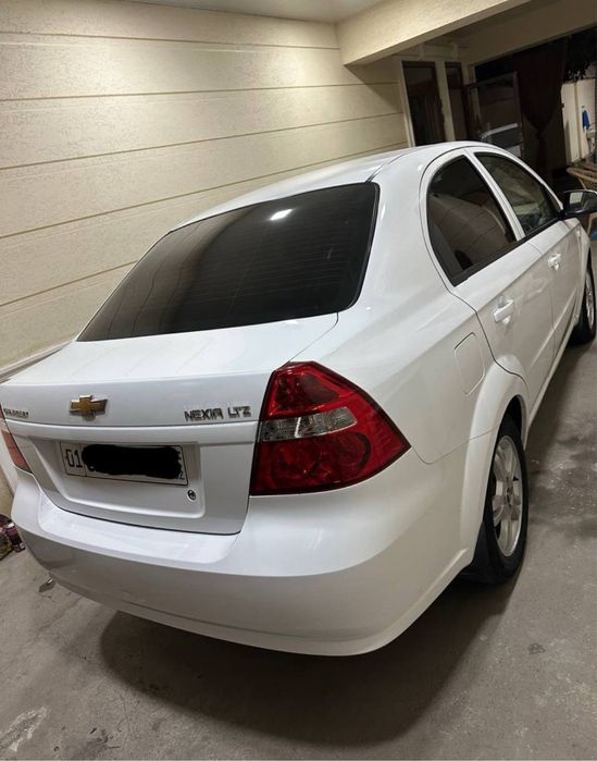 Nexia 3 avtomat Беживий салон