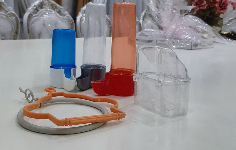 Клетки для птиц и попугаев