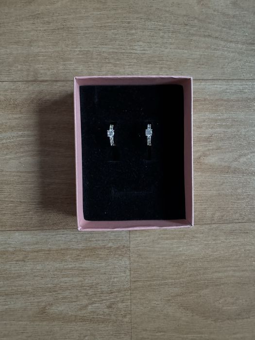 Серьги по 500 тенге