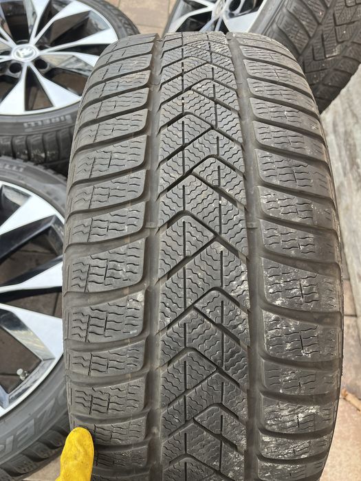 Jante 5x112 originale Skoda Superb Anvelope 235 45 18