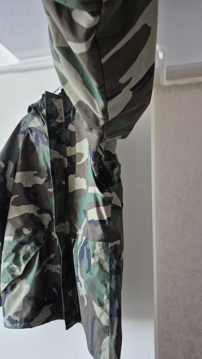 Jacheta intemperii camuflaj verde
