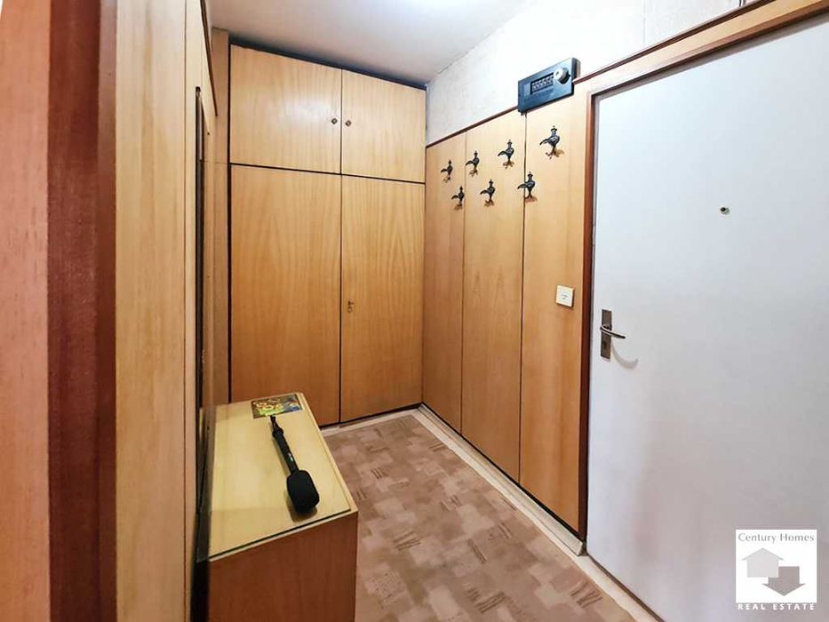 300033 Гарсониера за продажба в кв. Бузлуджа, Велико Търново