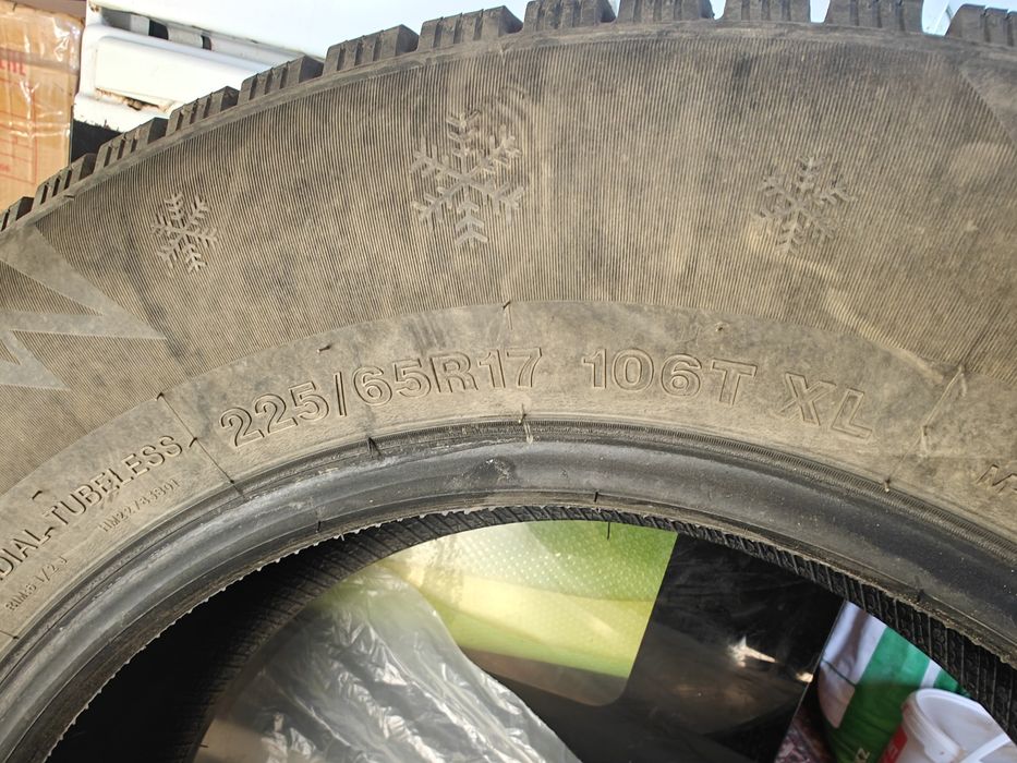 Зимняя резина 225/55/R17