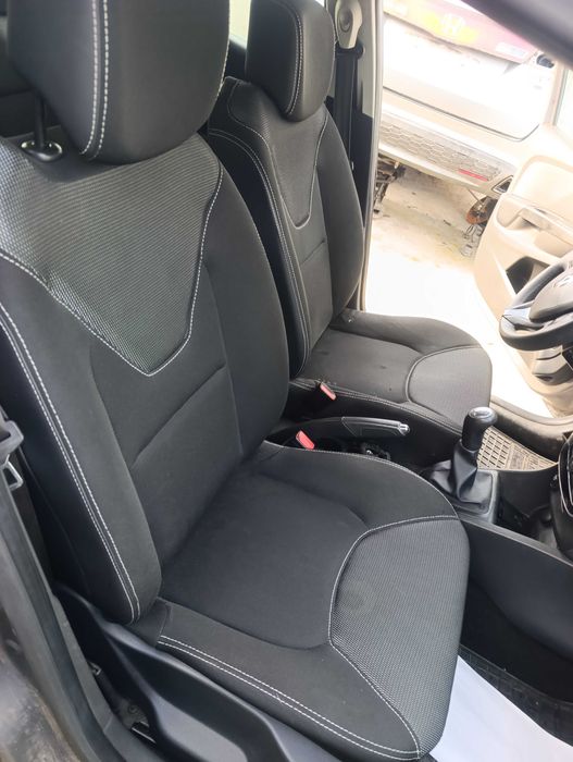 Рено Клио 4 / Renault Clio 4 - на части