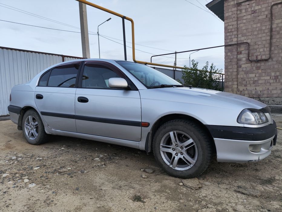 Тойота Авенсис т22