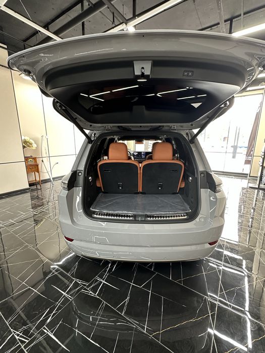 Lixiang L9 Ultra Suv