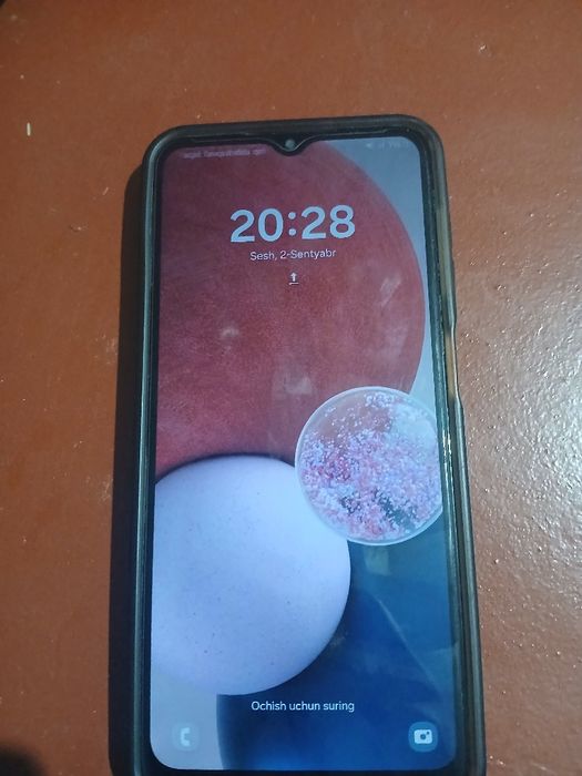 Samsung a15 va a13 28 velik sotiladi