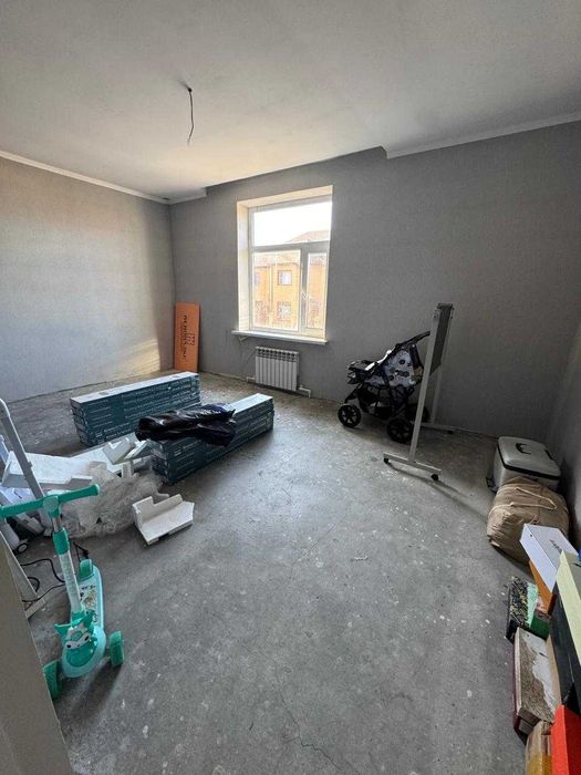 Продам Коттедж на 8 микрорайоне