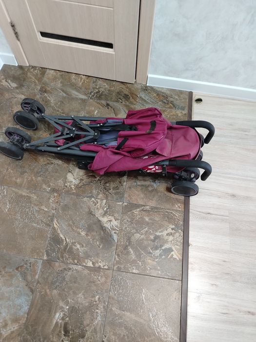 Продам каляску летнию