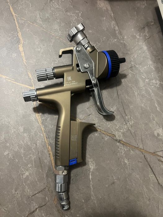 Vând pistol de vopsit sata jet 5500