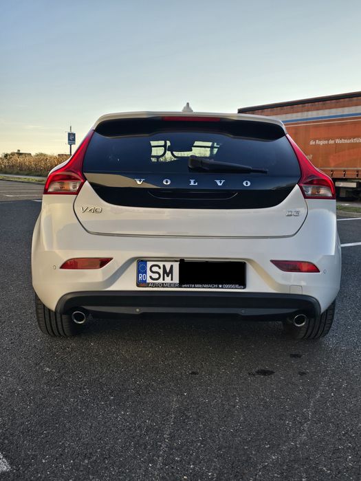 VOLVO V40 2016 — imagine 5