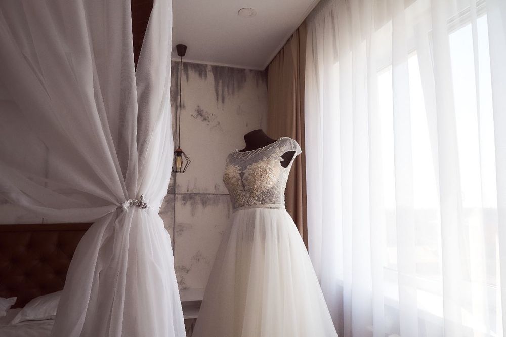 Свадебное платье