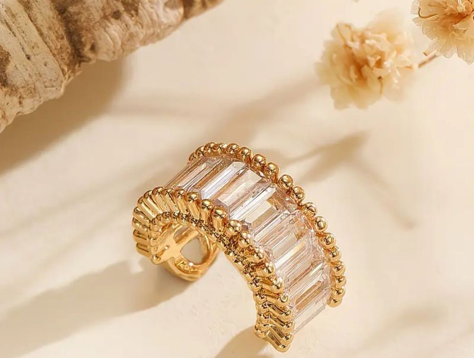 Хрущялни обеци cuff