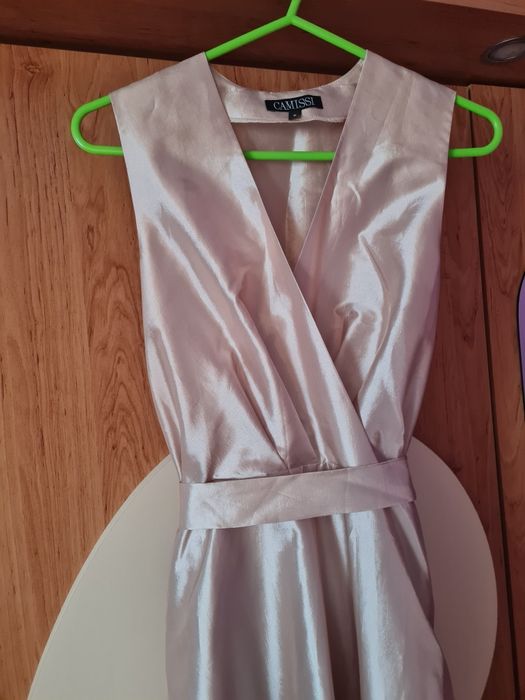 Официална рокля чисто нова!