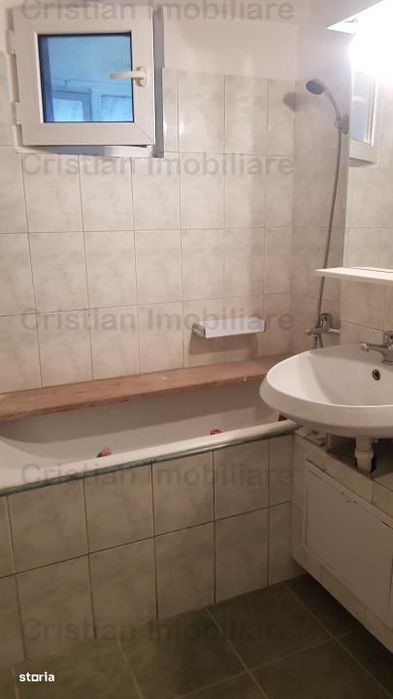 3 camere, Confort 1 t, etaj intermediar , Viziru 3