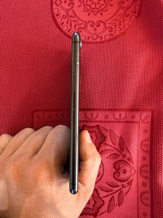 Продавам Iphone 7 32 GB